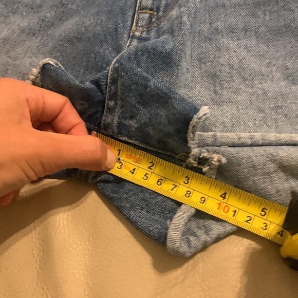 DL1961 Apollo High Rise Denim Jean Shorts raw ham size 25 - Picture 12 of 12
